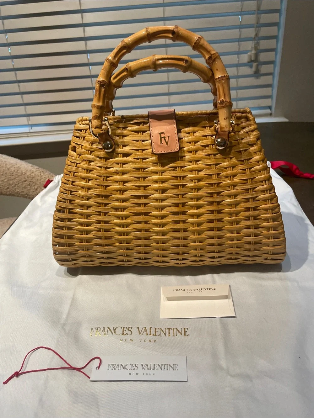 Frances Valentine Rooster Wicker Top-Handle in color toast